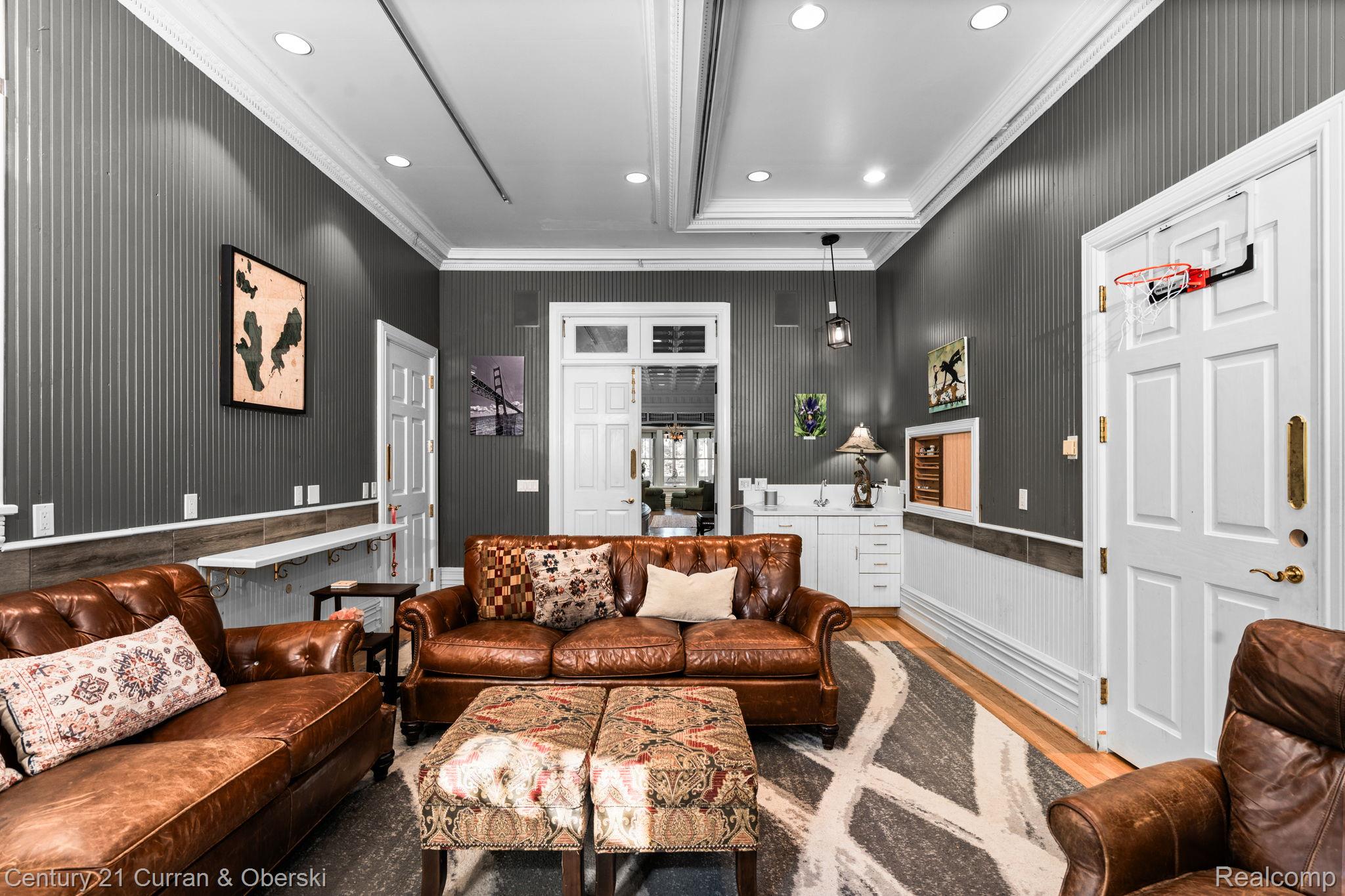 Mullett Township, Michigan, 49749, United States, 10 Bedrooms Bedrooms, ,14 BathroomsBathrooms,Residential,For Sale,1987359