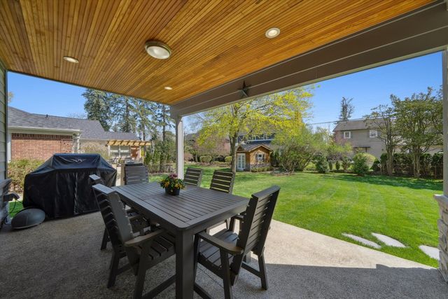 Birmingham, Michigan, 48009, United States, 5 Bedrooms Bedrooms, ,Residential,For Sale,1792360