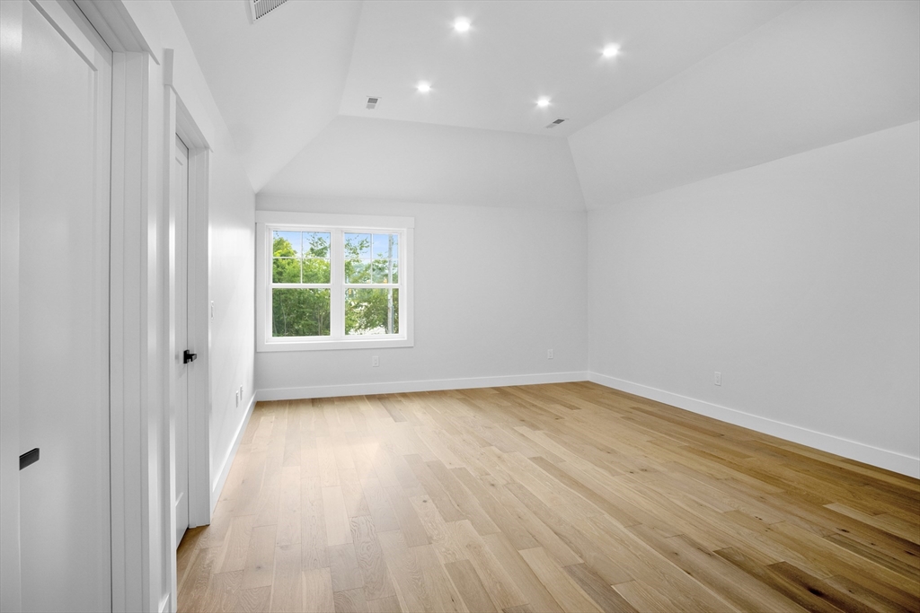 Attleboro, Massachusetts, 02703, United States, 4 Bedrooms Bedrooms, ,3 BathroomsBathrooms,Residential,For Sale,1905664
