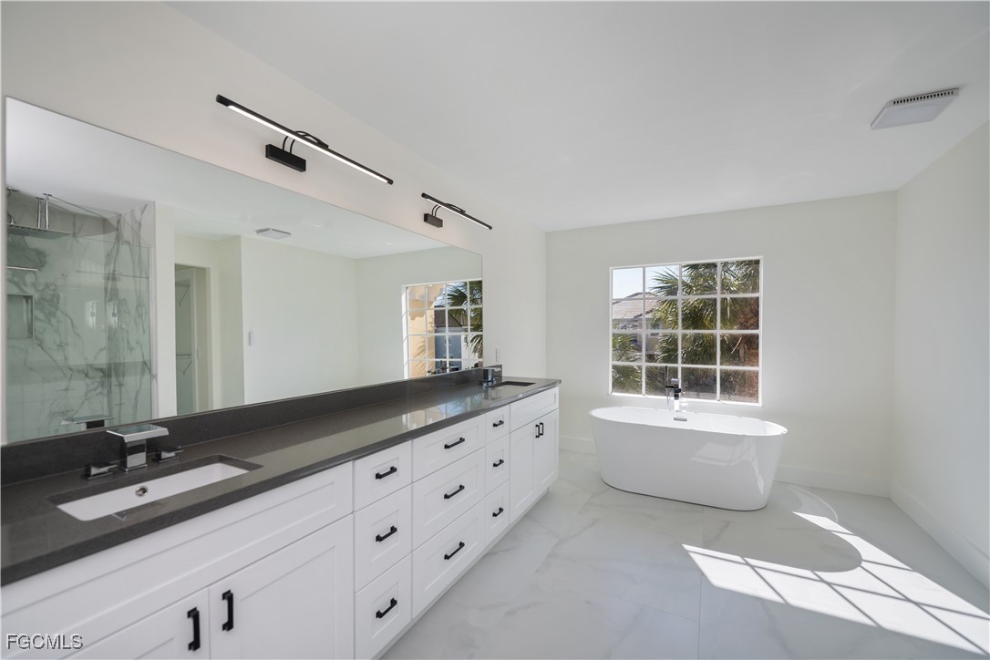 Cape Coral, Florida, 33991, United States, 4 Bedrooms Bedrooms, ,3 BathroomsBathrooms,Residential,For Sale,2007776