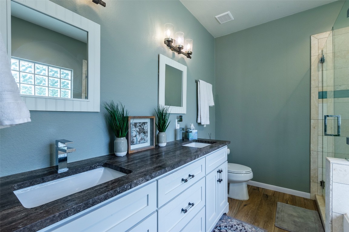 Dripping Springs, Texas, 78620, United States, 3 Bedrooms Bedrooms, ,3 BathroomsBathrooms,Residential,For Sale,1971198