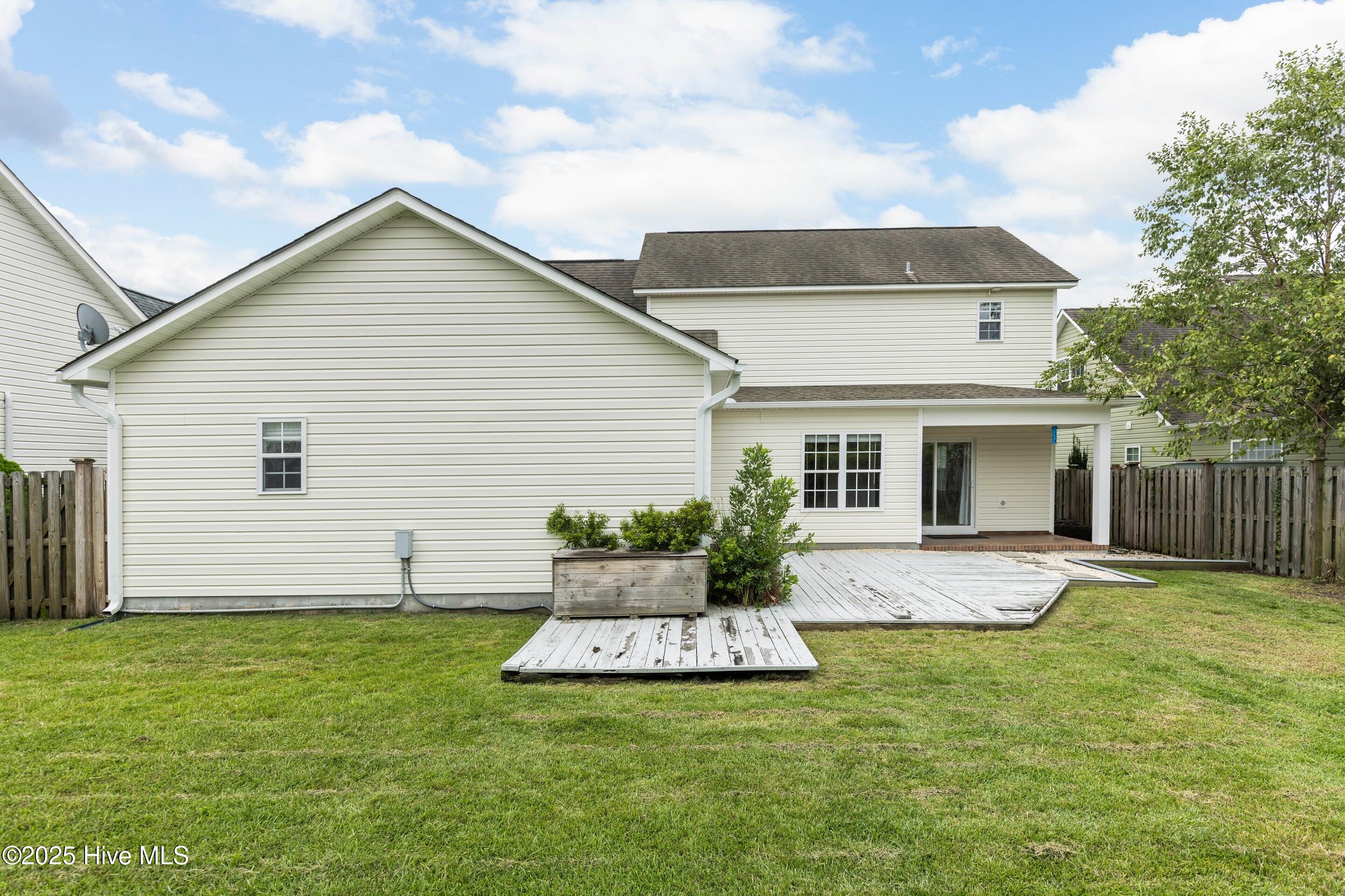 Wilmington, North Carolina, 28412, United States, 4 Bedrooms Bedrooms, ,3 BathroomsBathrooms,Residential,For Sale,1932044