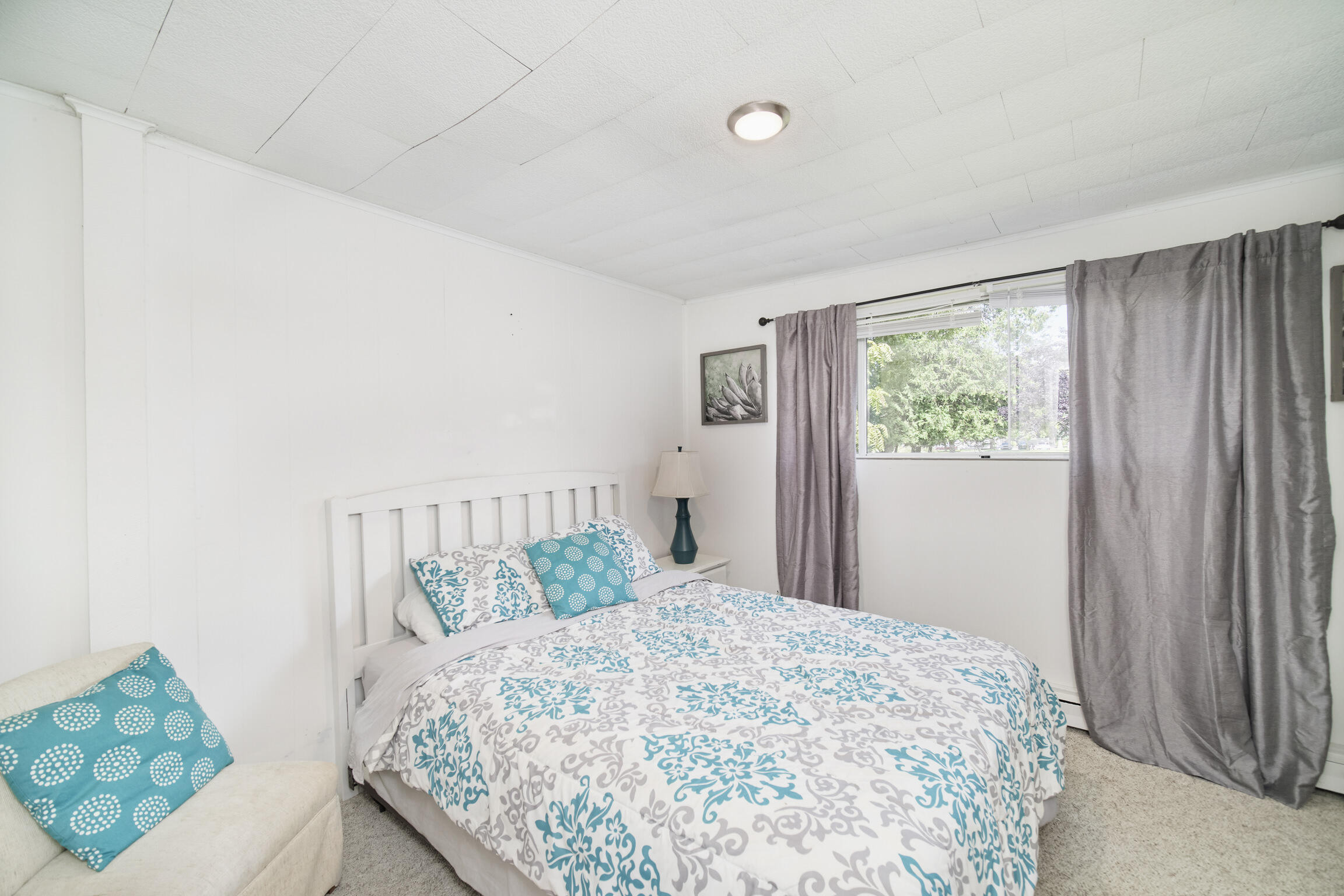 Manistee, Michigan, 49660, United States, 7 Bedrooms Bedrooms, ,3 BathroomsBathrooms,Residential,For Sale,1943241