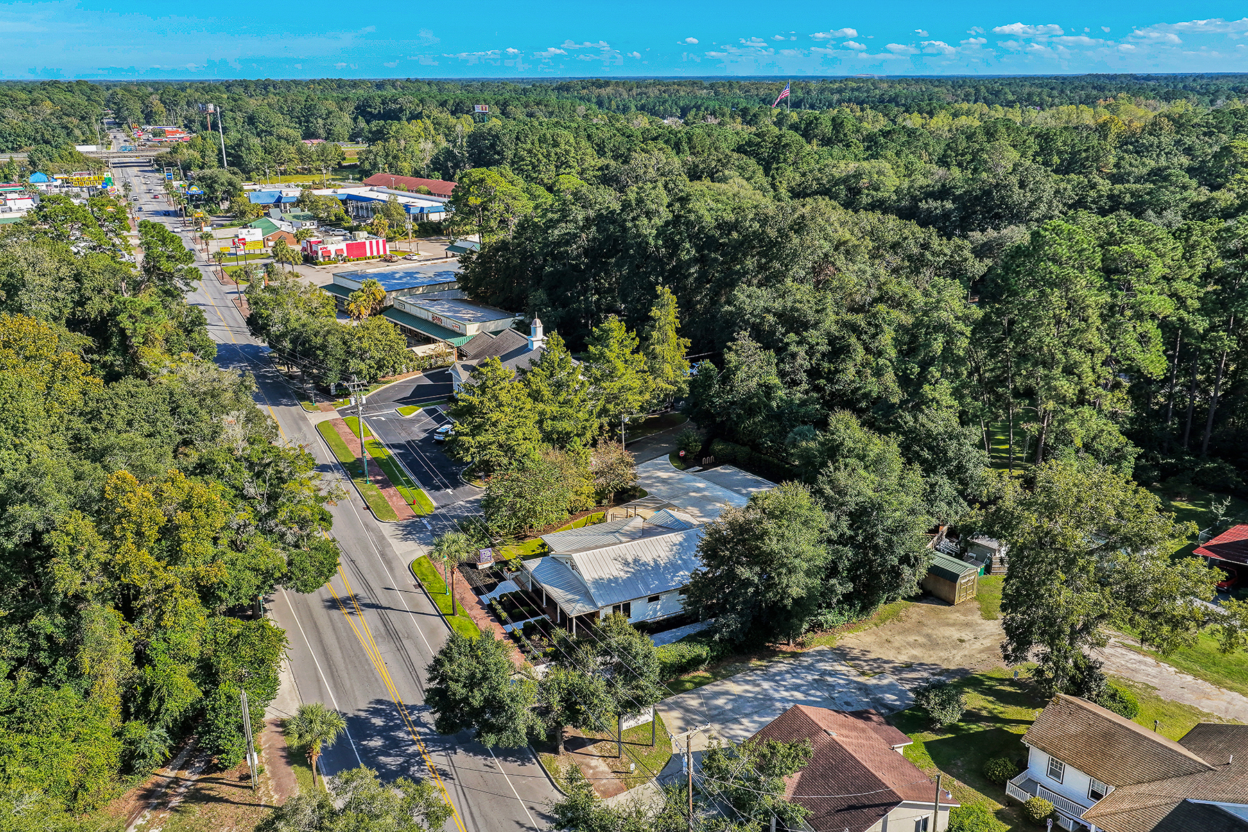  8026 Main Street, Ridgeland - 物件實景