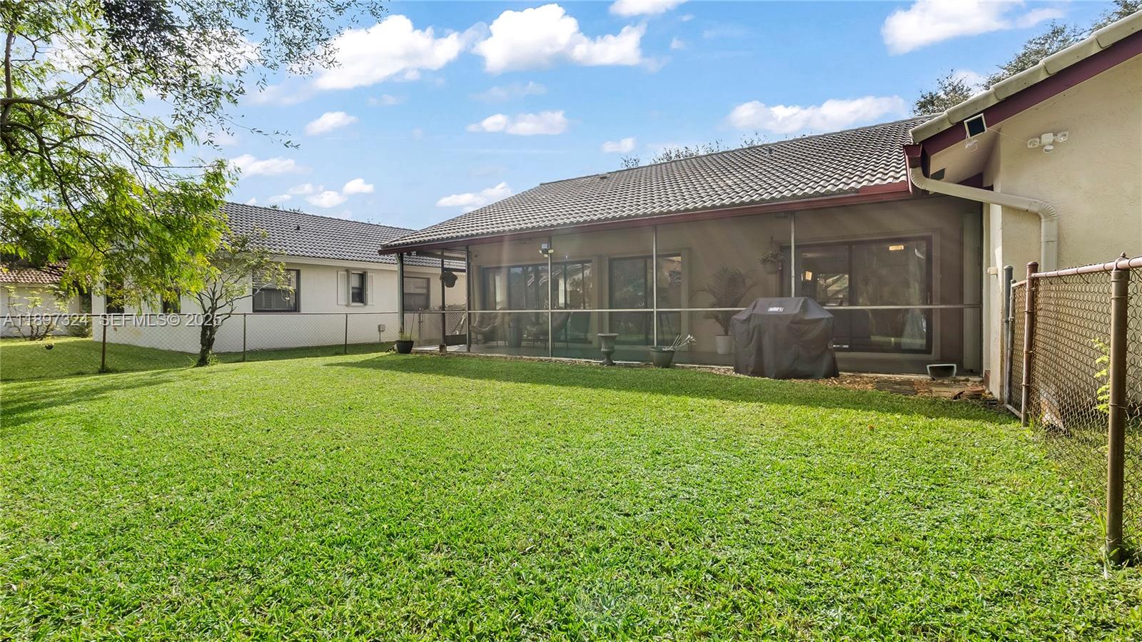 Coral Springs, Florida, 33065, United States, 3 Bedrooms Bedrooms, ,2 BathroomsBathrooms,Residential,For Sale,1993306