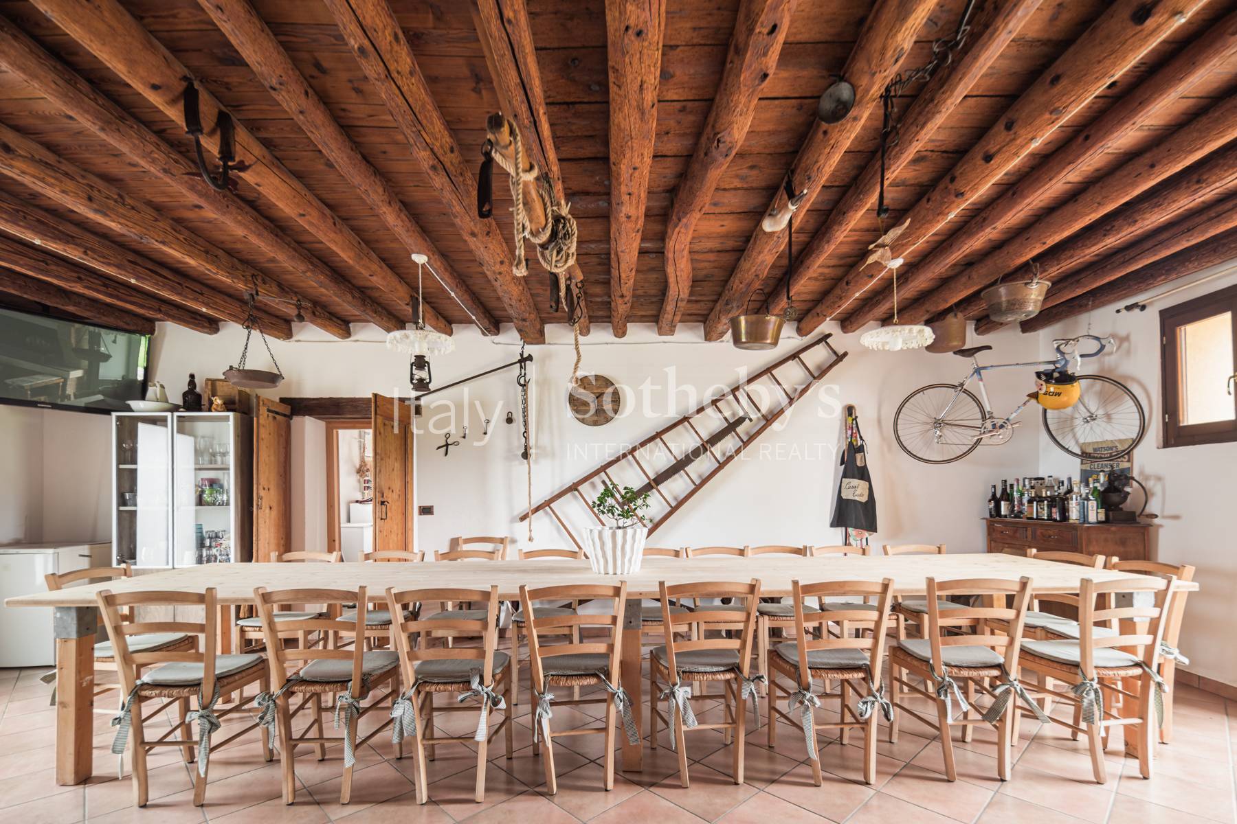  Restored farmhouse with hillside estate - 物件實景