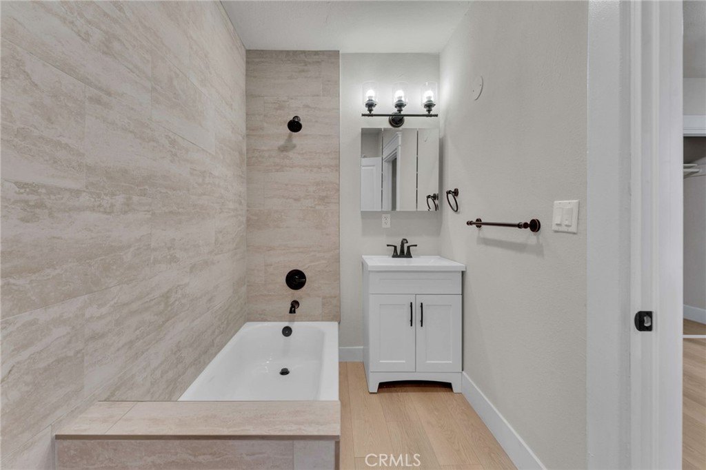 Los Angeles, California, 90042, United States, 3 Bedrooms Bedrooms, ,2 BathroomsBathrooms,Residential,For Sale,1921090