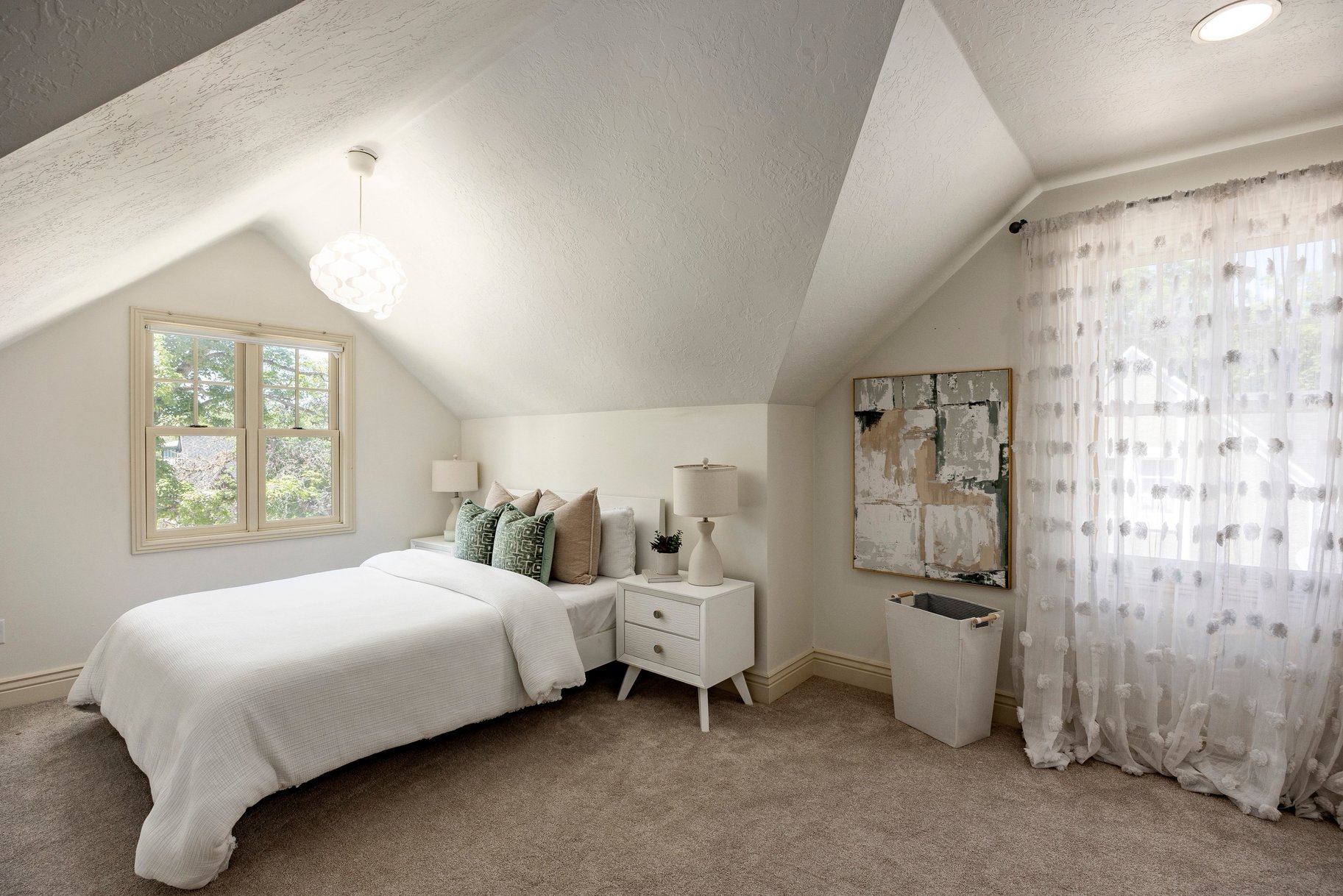  Historic Charm Meets Modern Living in the Heart of Yalecrest - 物件實景