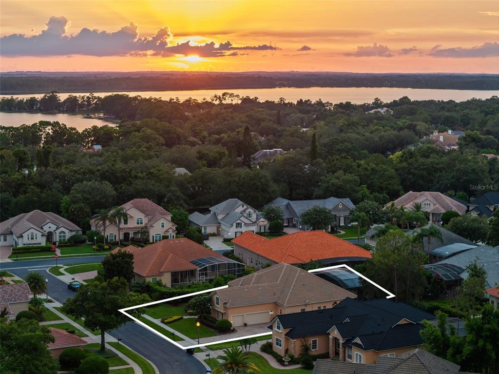 Orlando, Florida, 32836, United States, 4 Bedrooms Bedrooms, ,4 BathroomsBathrooms,Residential,For Sale,1901354