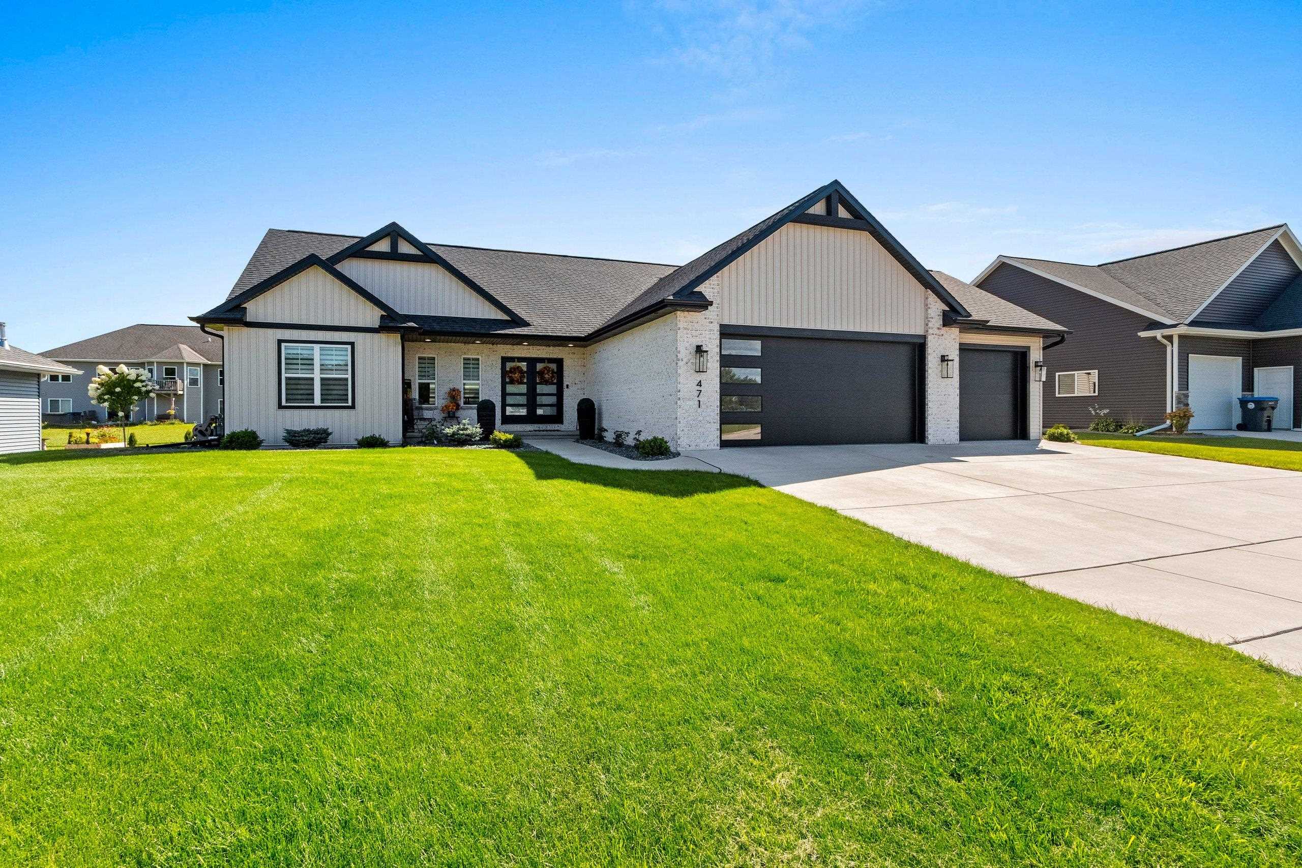 DENMARK, Wisconsin, 54208, United States, 4 Bedrooms Bedrooms, ,3 BathroomsBathrooms,Residential,For Sale,1932691