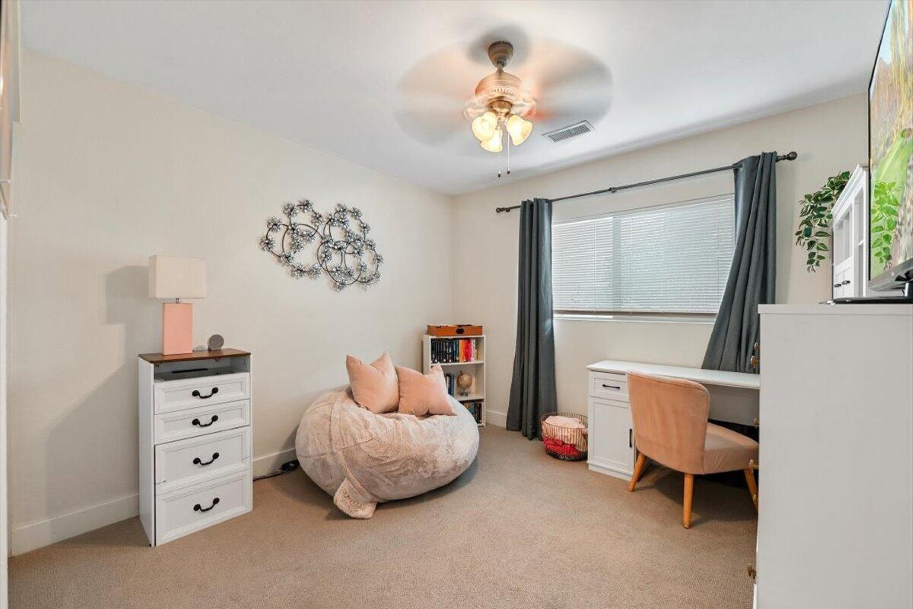  7526 S Forest Avenue¦Tempe, AZ - 物件實景