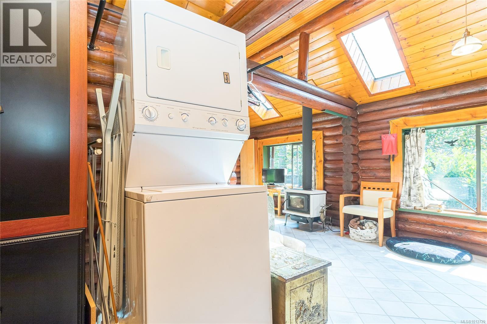 COBBLE HILL, British Columbia, V8H 0H2, CA, 3 Bedrooms Bedrooms, ,2 BathroomsBathrooms,Residential,For Sale,1951762