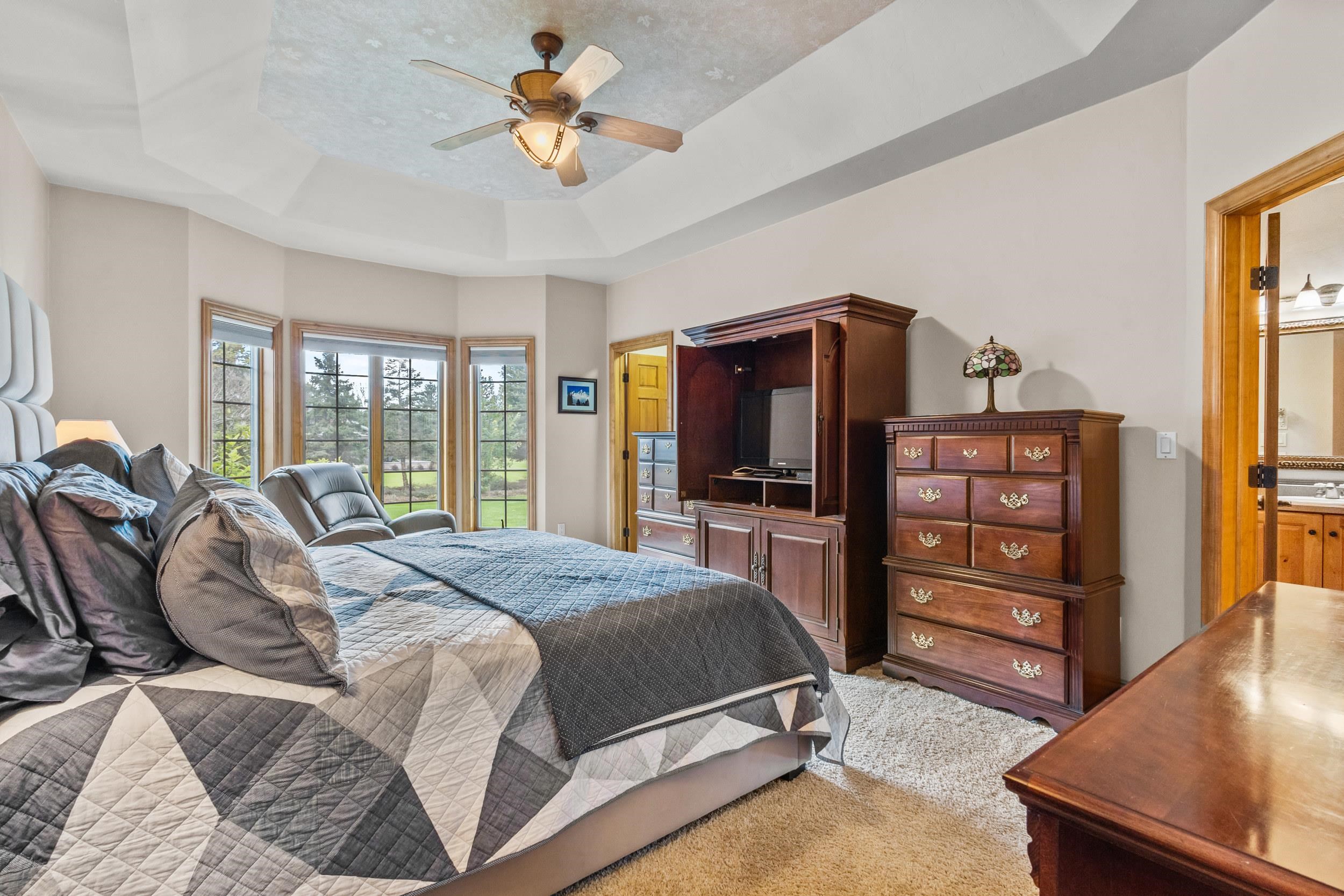 Neenah, Wisconsin, 54956, United States, 3 Bedrooms Bedrooms, ,4 BathroomsBathrooms,Residential,For Sale,1938221