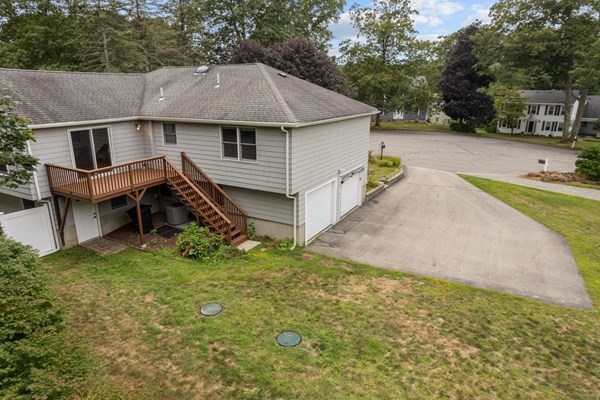 Southborough, Massachusetts, 01772, United States, 4 Bedrooms Bedrooms, ,3 BathroomsBathrooms,Residential,For Sale,1981487