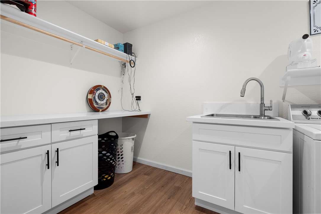 Kingman, Arizona, 86409, United States, 5 Bedrooms Bedrooms, ,1 BathroomBathrooms,Residential,For Sale,1891377