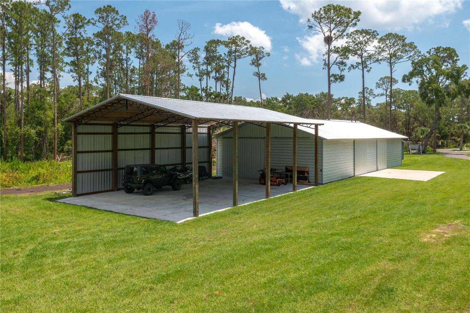 LAKE WALES, Florida, 33898, United States, 3 Bedrooms Bedrooms, ,3 BathroomsBathrooms,Residential,For Sale,1846295