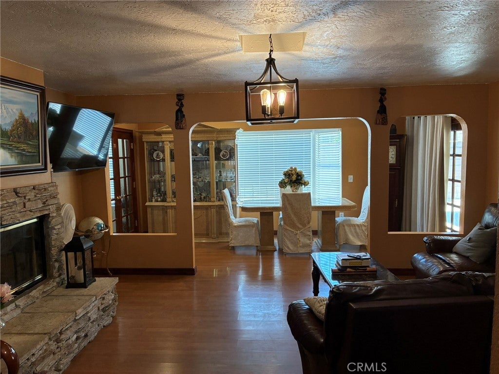 San Bernardino, California, 92407, United States, 4 Bedrooms Bedrooms, ,2 BathroomsBathrooms,Residential,For Sale,1979042