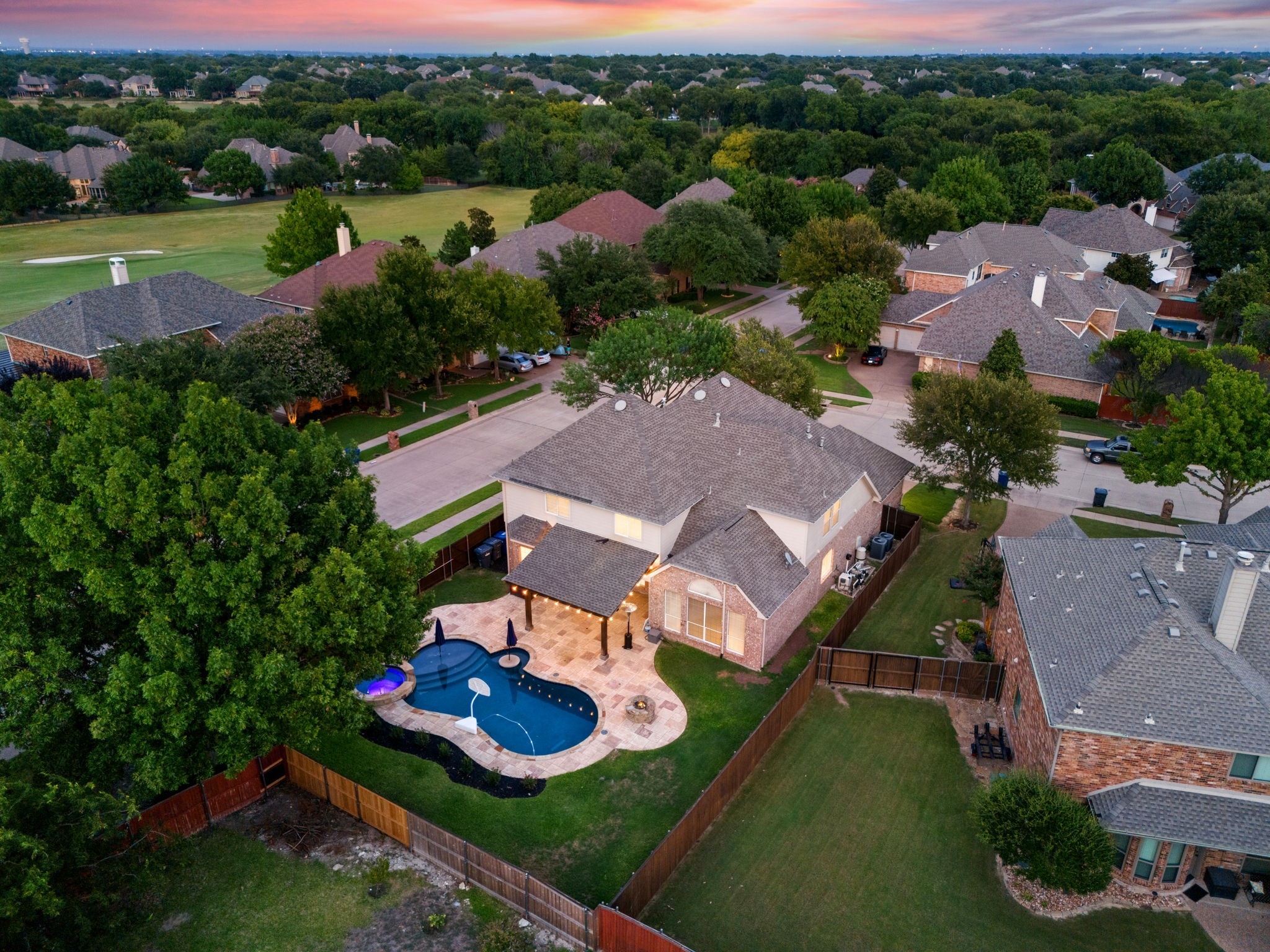 McKinney, Texas, 75072, United States, 4 Bedrooms Bedrooms, ,4 BathroomsBathrooms,Residential,For Sale,1933487