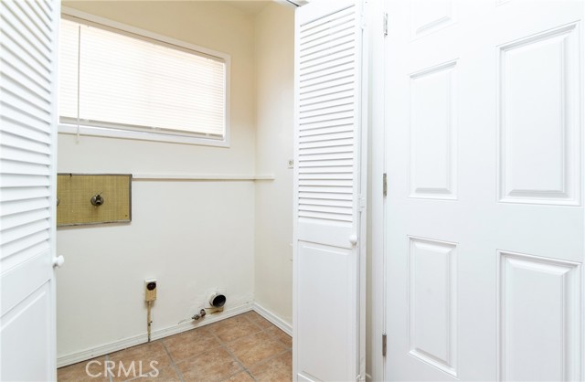 Lakewood, California, 90712, United States, 3 Bedrooms Bedrooms, ,2 BathroomsBathrooms,Residential,For Sale,1986109