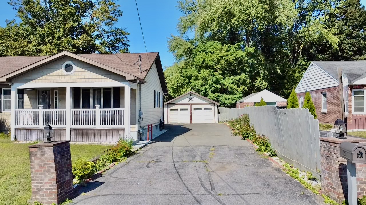 Catskill, New York, 12414, United States, 4 Bedrooms Bedrooms, ,2 BathroomsBathrooms,Residential,For Sale,1978791