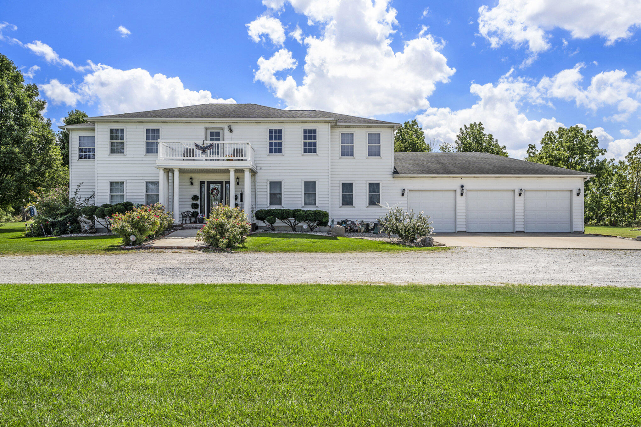 Chesterton, Indiana, 46304, United States, 5 Bedrooms Bedrooms, ,2 BathroomsBathrooms,Residential,For Sale,1973934