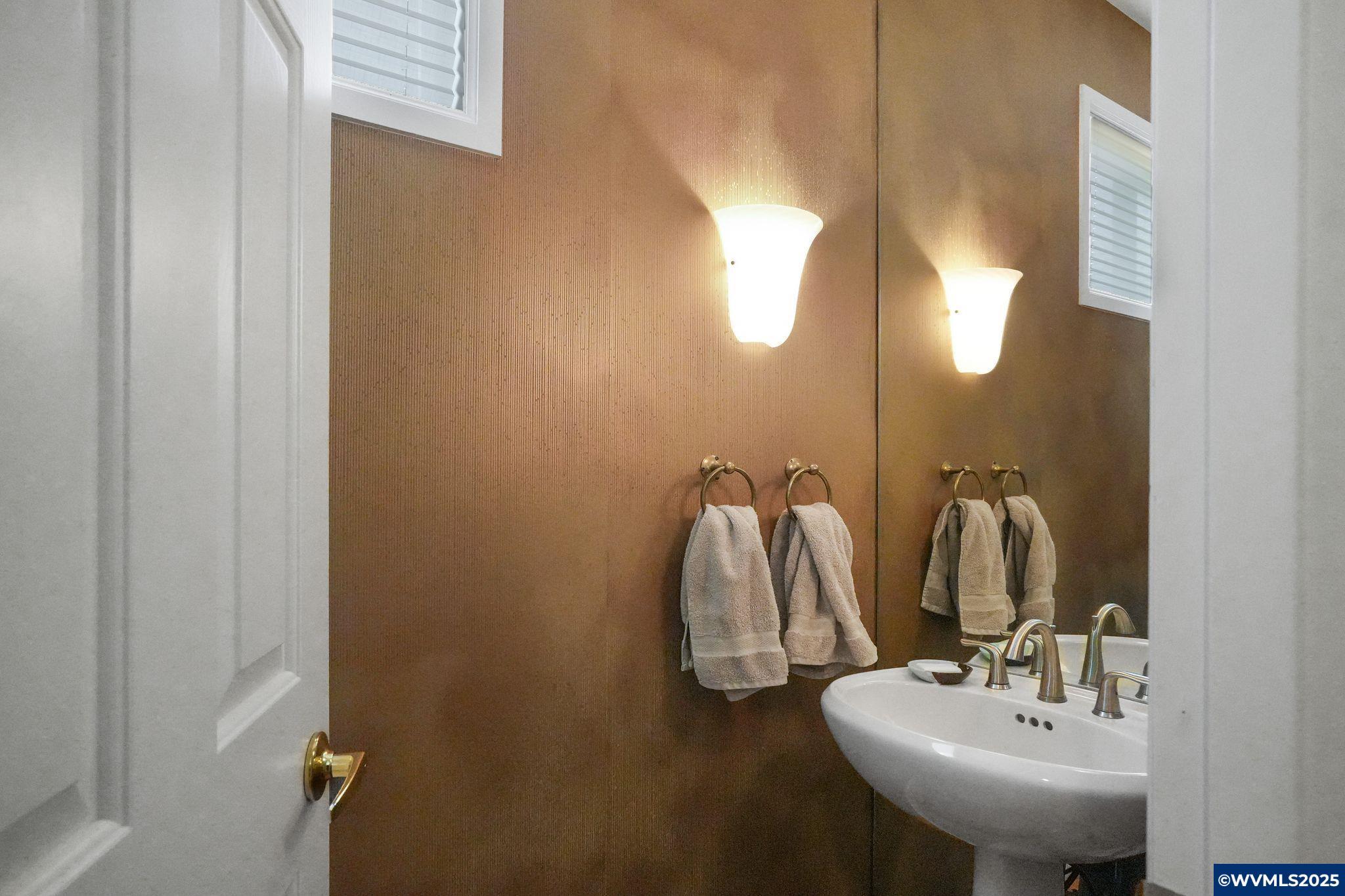 Keizer, Oregon, 97303, United States, 4 Bedrooms Bedrooms, ,3 BathroomsBathrooms,Residential,For Sale,1786447
