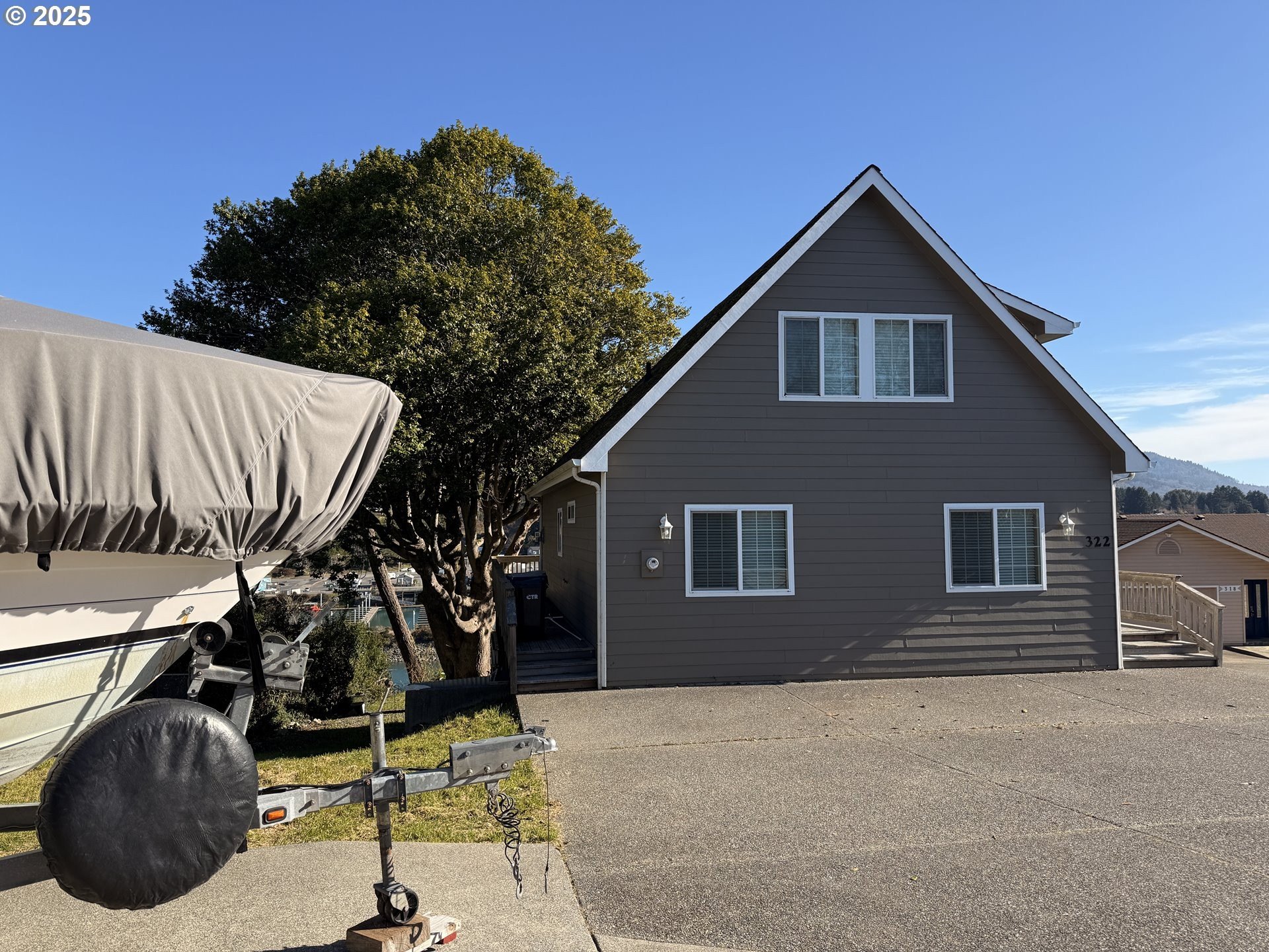 Brookings, Oregon, 97415, United States, 3 Bedrooms Bedrooms, ,2 BathroomsBathrooms,Residential,For Sale,1978372