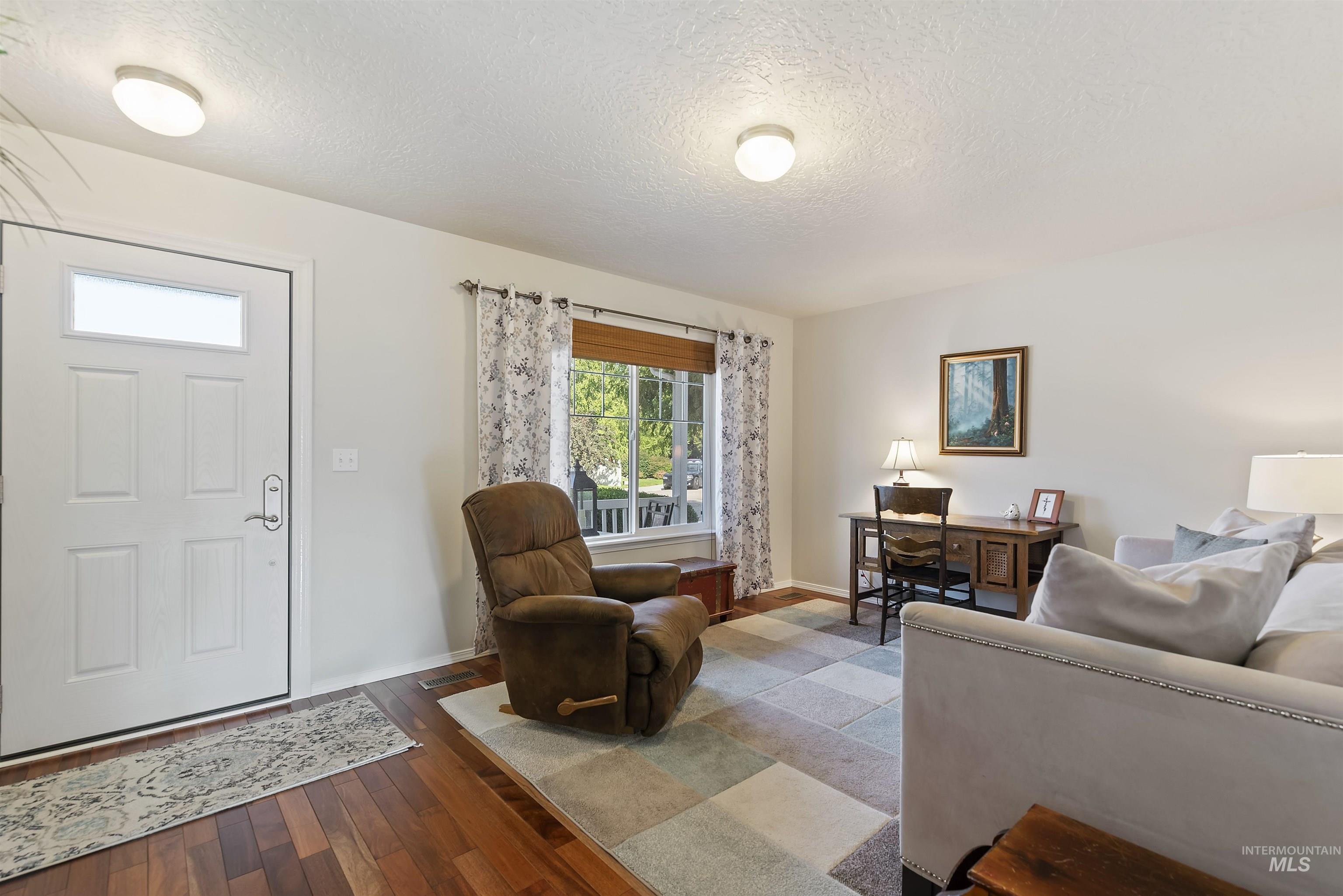 Meridian, Idaho, 83642-7897, United States, 4 Bedrooms Bedrooms, ,Residential,For Sale,1934676