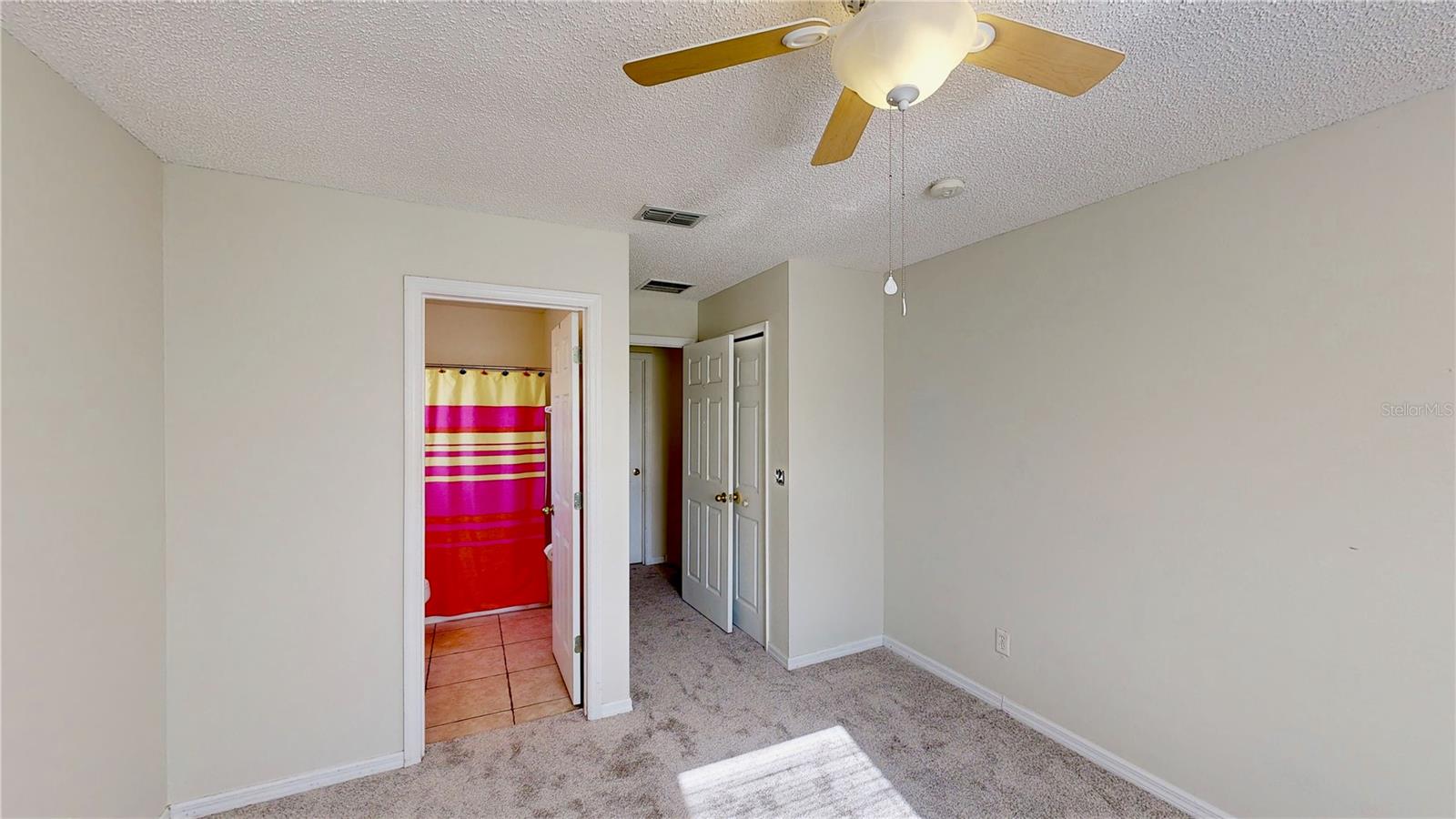 KISSIMMEE, Florida, 34747, United States, 7 Bedrooms Bedrooms, ,6 BathroomsBathrooms,Residential,For Sale,1878107
