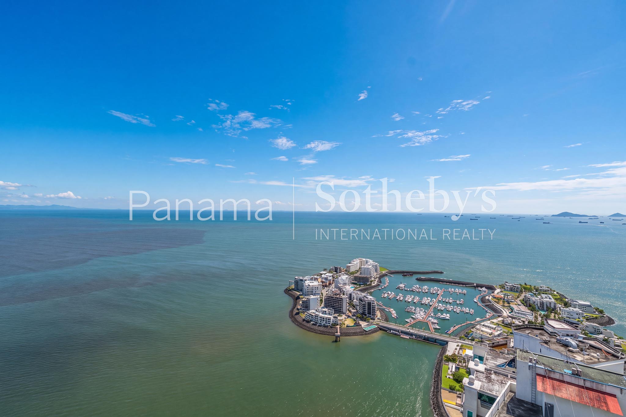  Four-Bedroom Penthouse with Private Jacuzzi  The Ocean Club, Punta Pacífica - 物件實景