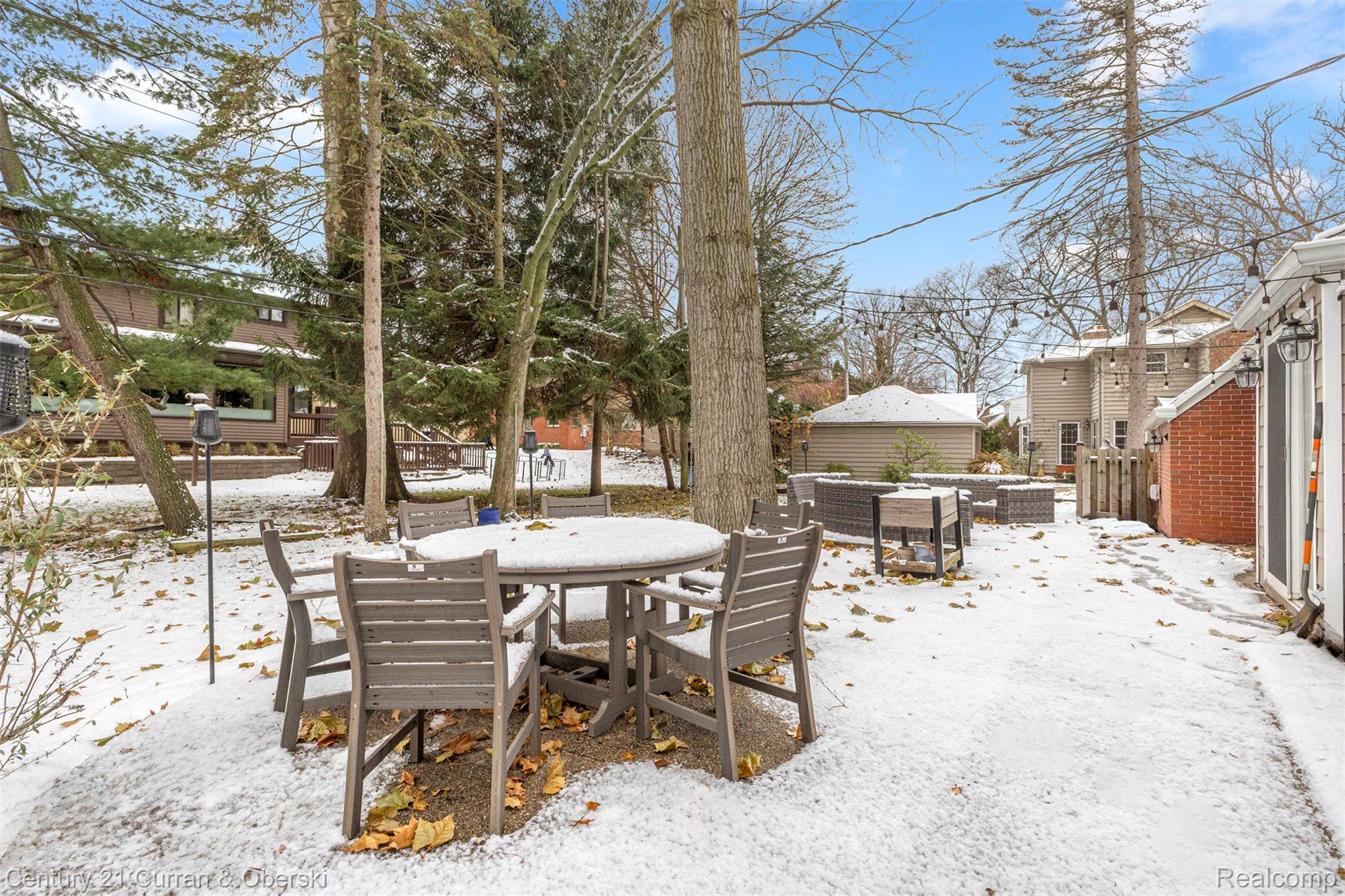 Dearborn, Michigan, 48124, United States, 4 Bedrooms Bedrooms, ,3 BathroomsBathrooms,Residential,For Sale,2000052