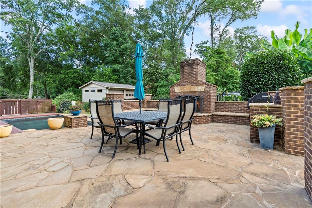 Marietta, Georgia, 30060, United States, 5 Bedrooms Bedrooms, ,4 BathroomsBathrooms,Residential,For Sale,1973923