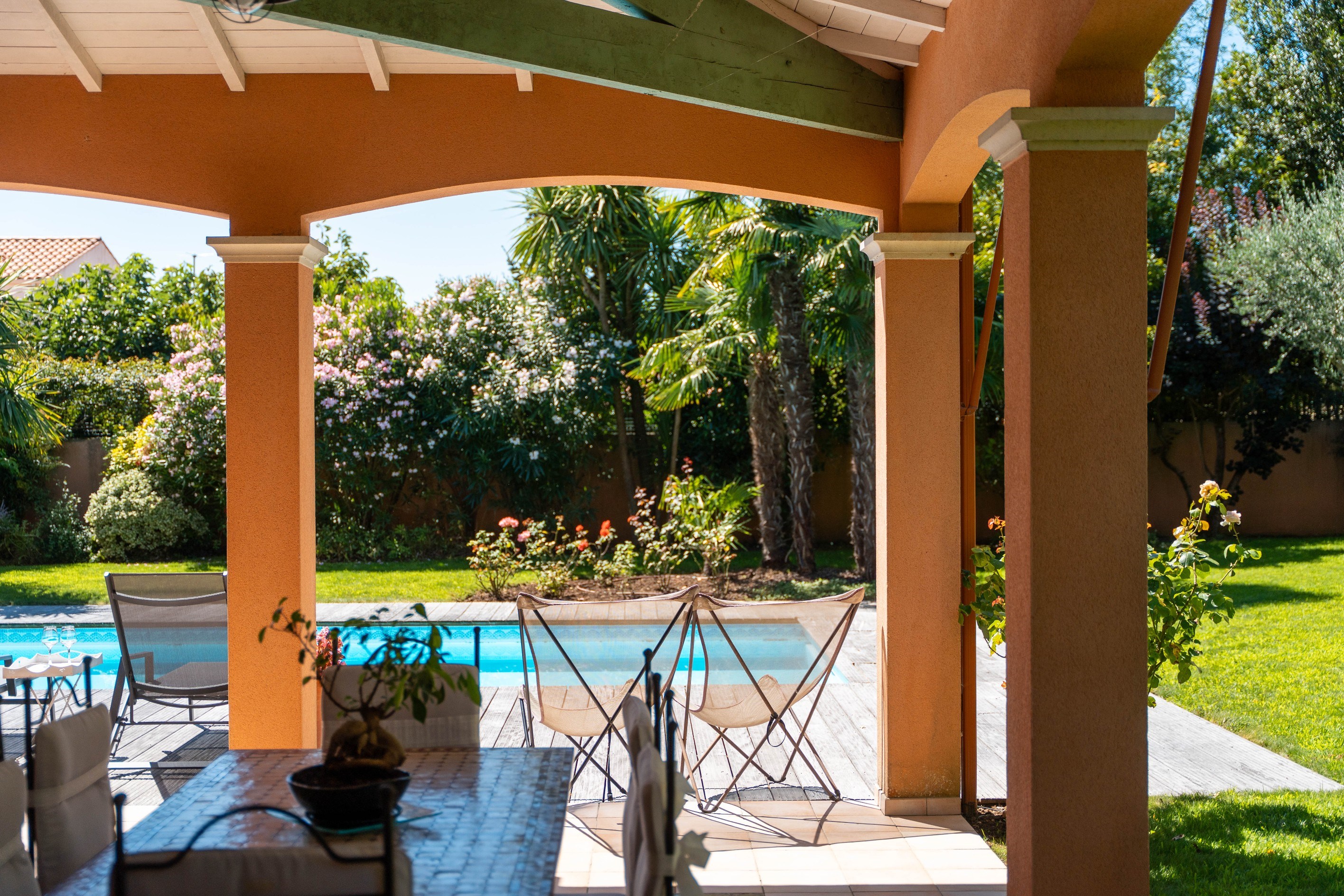  Exceptional Contemporary Villa with Pool and Premium Features - 物件實景