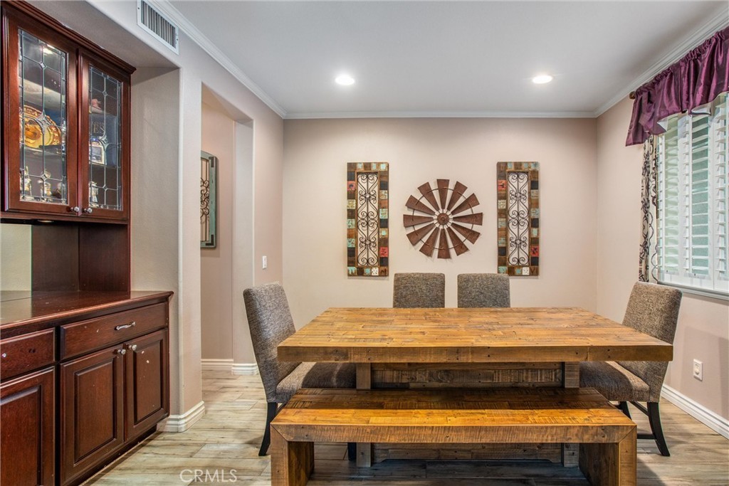 Redlands, California, 92374, United States, 4 Bedrooms Bedrooms, ,2 BathroomsBathrooms,Residential,For Sale,1982377