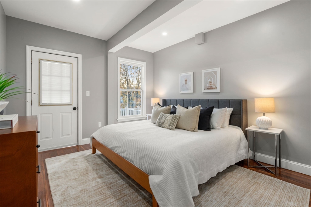 Newton, Massachusetts, 02460, United States, 4 Bedrooms Bedrooms, ,5 BathroomsBathrooms,Residential,For Sale,1993595