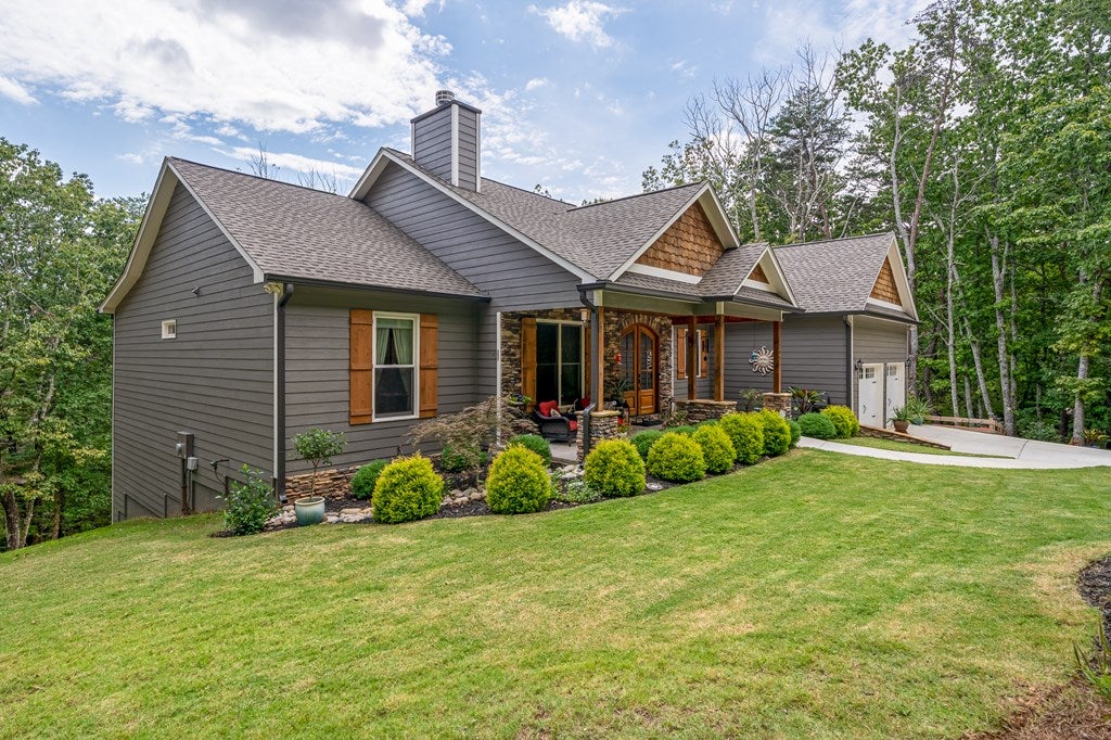 Talking Rock, Georgia, 30175, United States, 3 Bedrooms Bedrooms, ,2 BathroomsBathrooms,Residential,For Sale,1972069