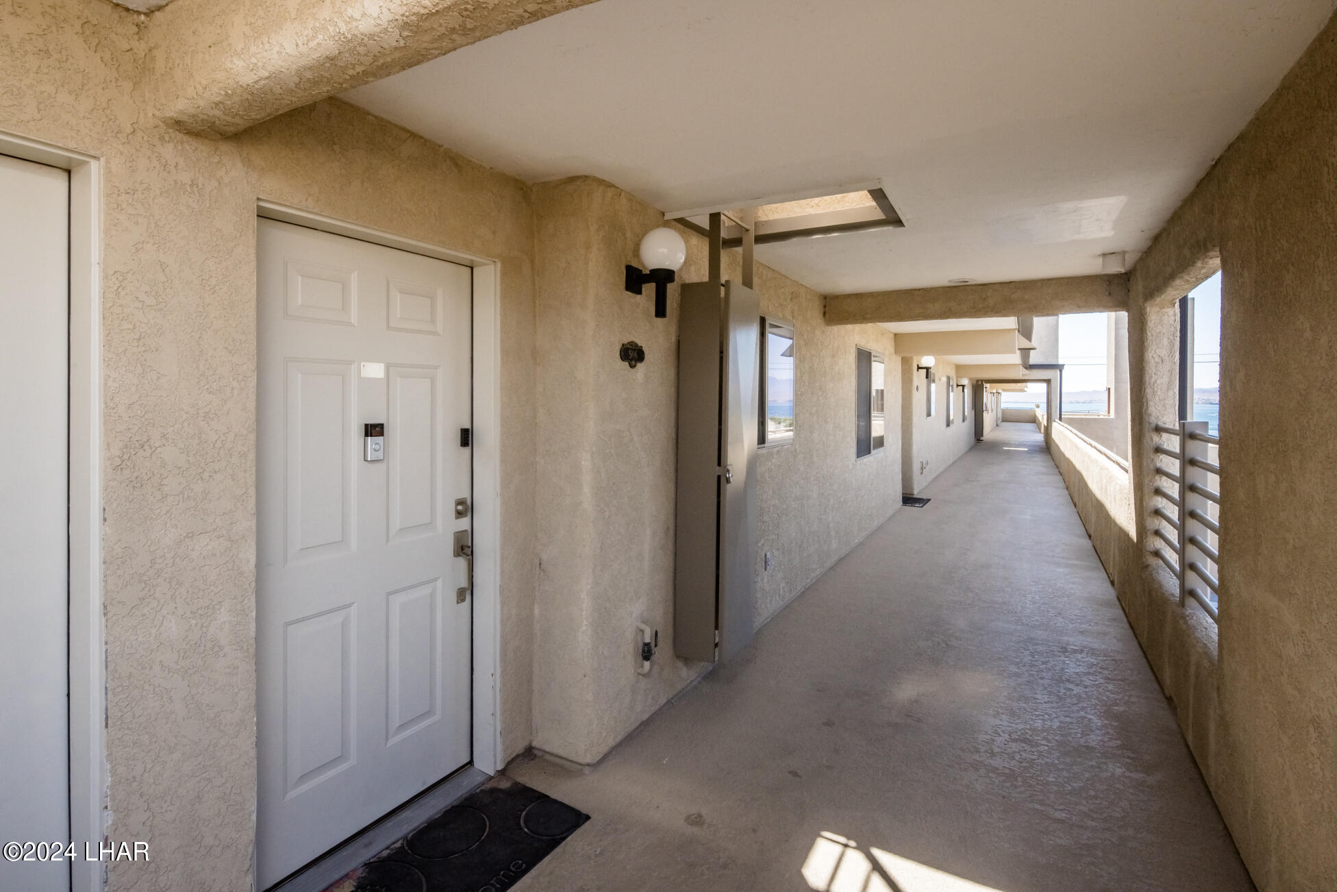 Lake Havasu City, Arizona, 86403, United States, 2 Bedrooms Bedrooms, ,1 BathroomBathrooms,Residential,For Sale,1838731