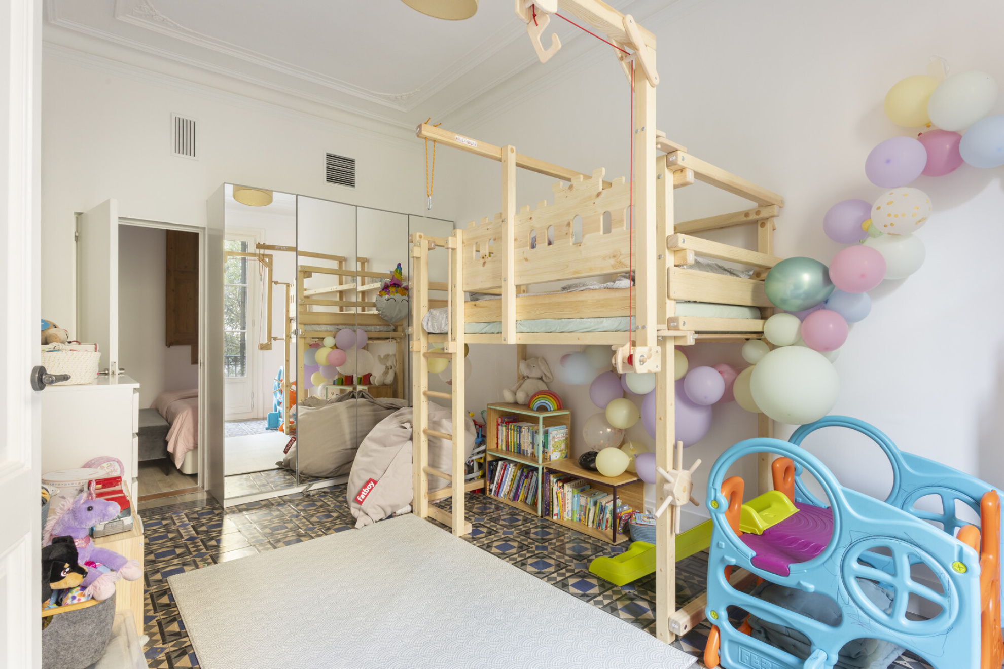  Beautiful renovated apartment with original elements - 物件實景