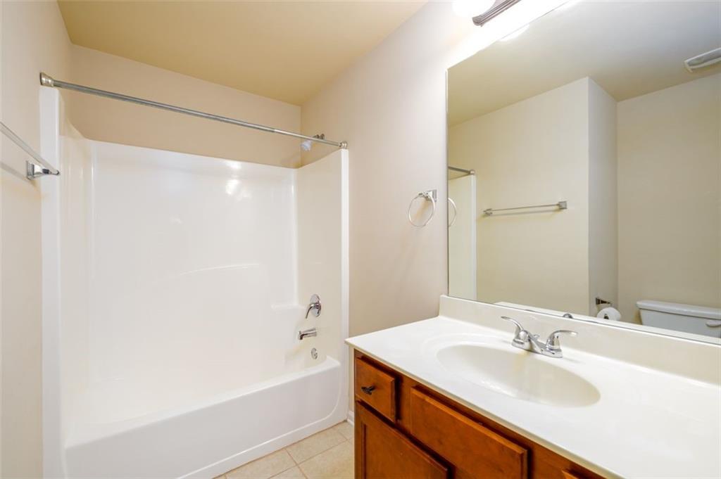 Cumming, Georgia, 30028, United States, 5 Bedrooms Bedrooms, ,3 BathroomsBathrooms,Residential,For Sale,1916746