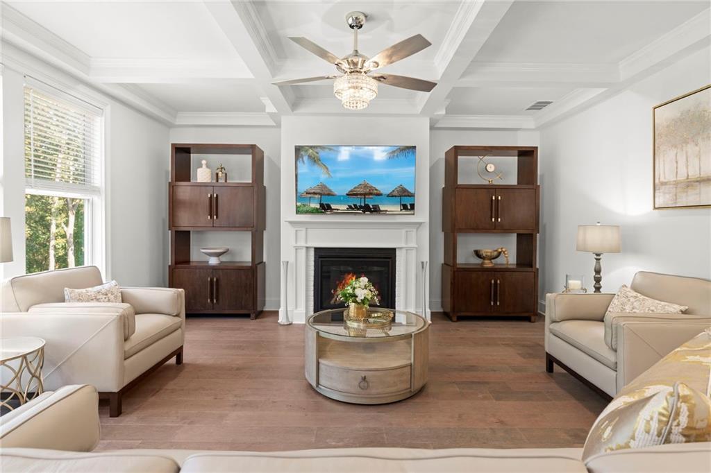 Gainesville, Georgia, 30506, United States, 5 Bedrooms Bedrooms, ,6 BathroomsBathrooms,Residential,For Sale,1978029