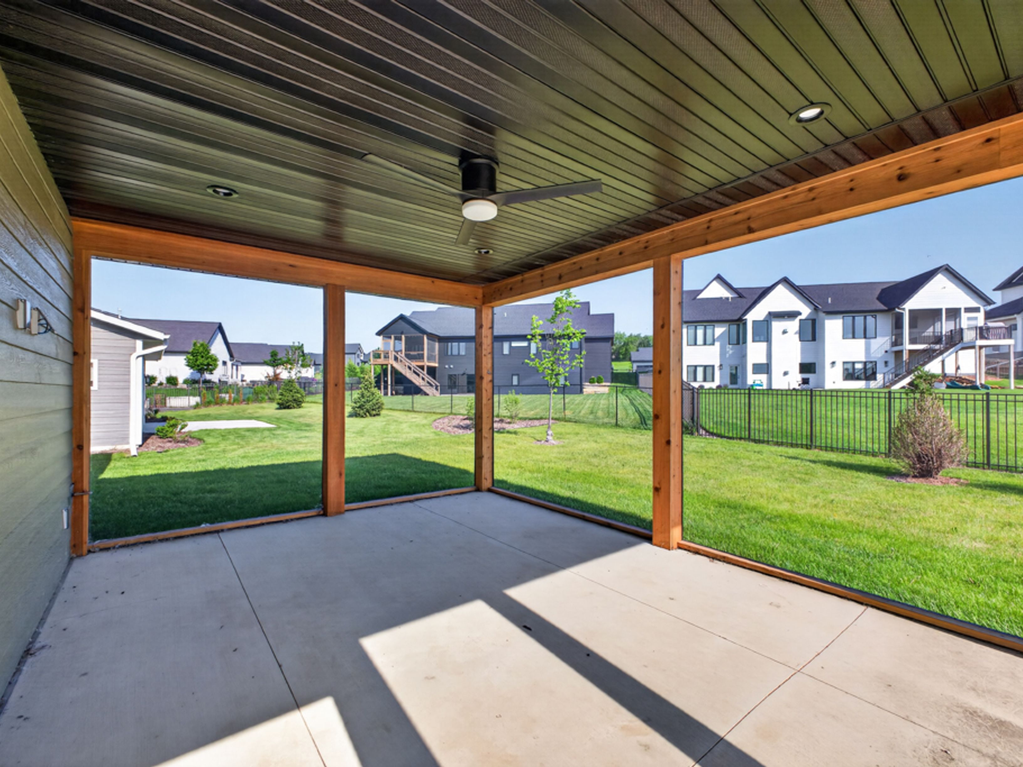  Century Valley Craftsman-Style, Single-Level Living - 物件實景