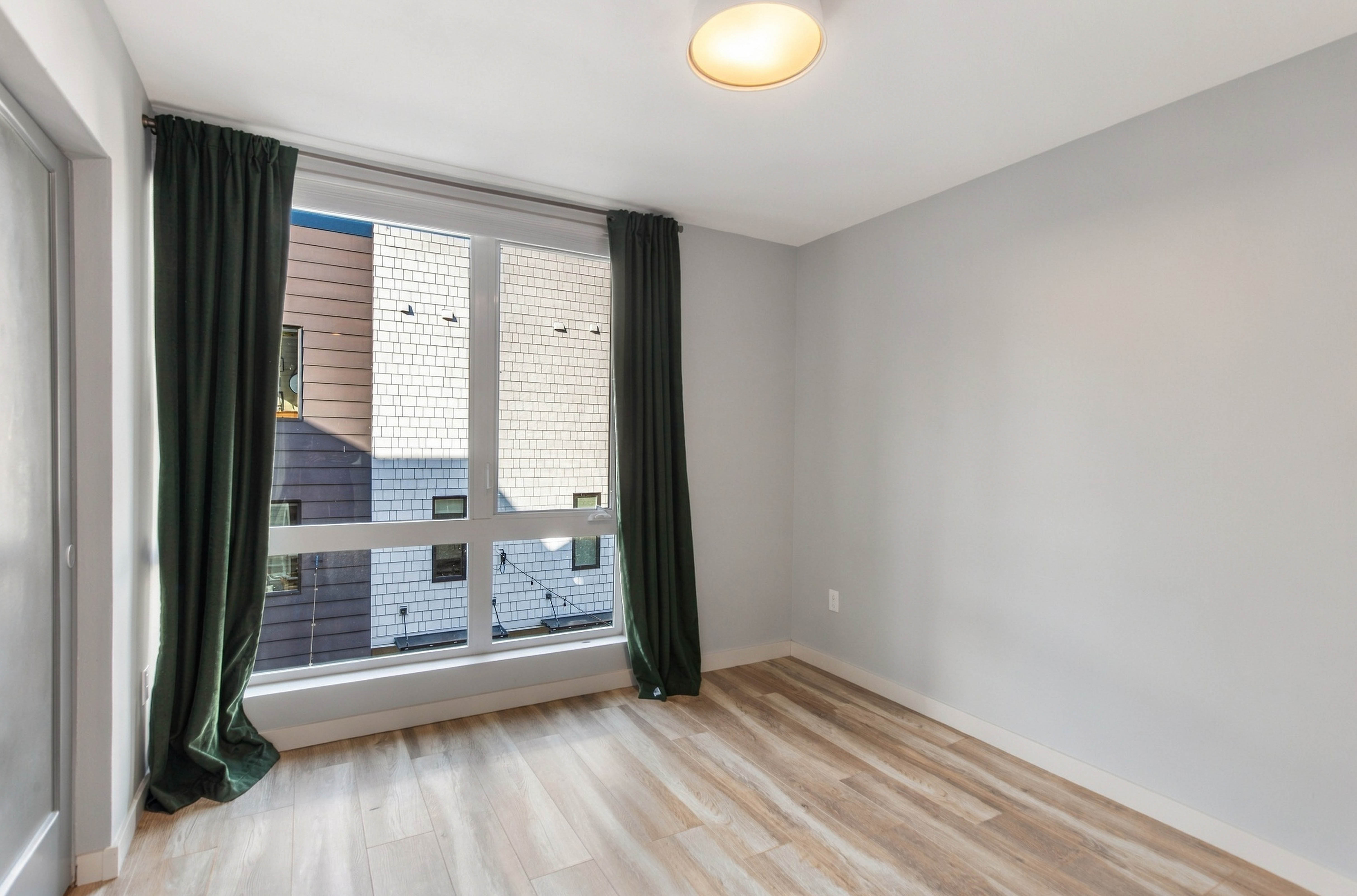  304 N 107th St, Seattle, WA 98133 - 物件實景