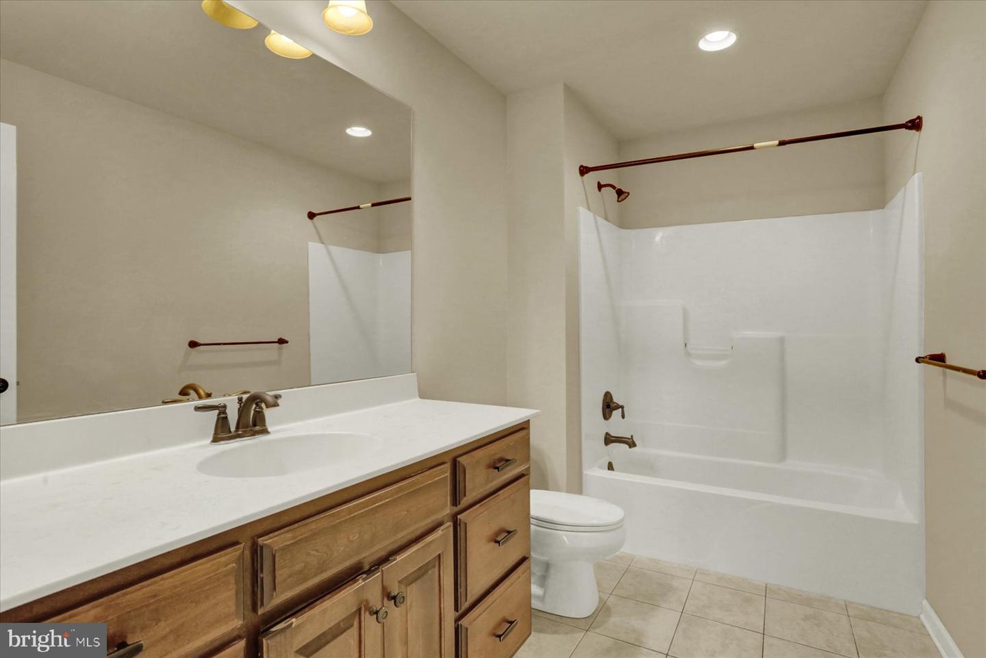 Mechanicsburg, Pennsylvania, 17050, United States, 5 Bedrooms Bedrooms, ,5 BathroomsBathrooms,Residential,For Sale,1910880