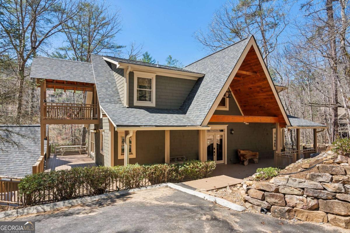 Ellijay, Georgia, 30536, United States, 5 Bedrooms Bedrooms, ,4 BathroomsBathrooms,Residential,For Sale,1880037