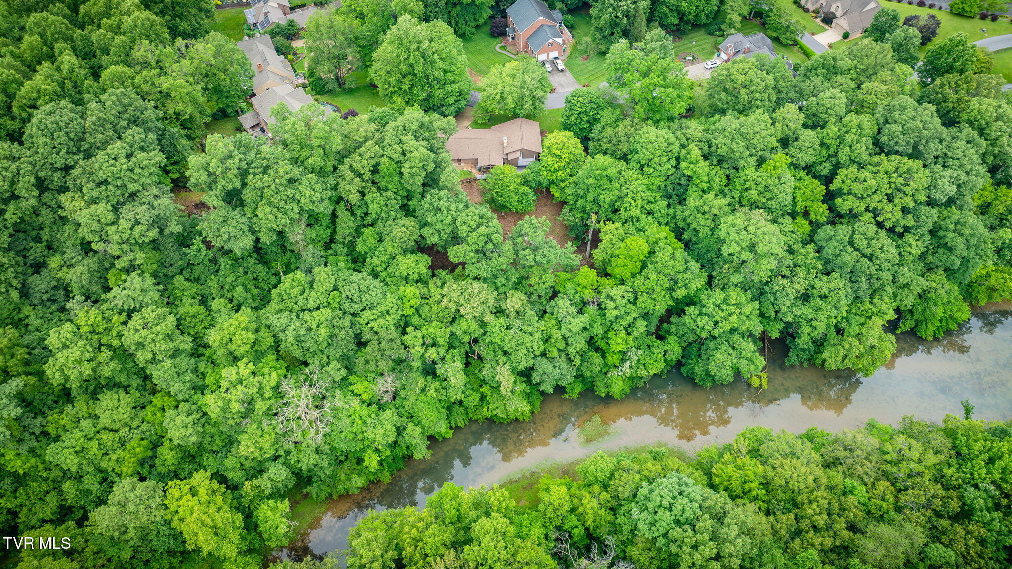 Kingsport, Tennessee, 37663, United States, 5 Bedrooms Bedrooms, ,3 BathroomsBathrooms,Residential,For Sale,1878184