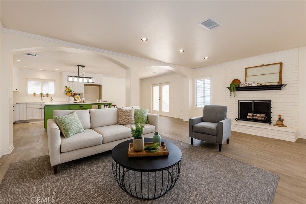 Yucaipa, California, 92399, United States, 3 Bedrooms Bedrooms, ,2 BathroomsBathrooms,Residential,For Sale,1982826