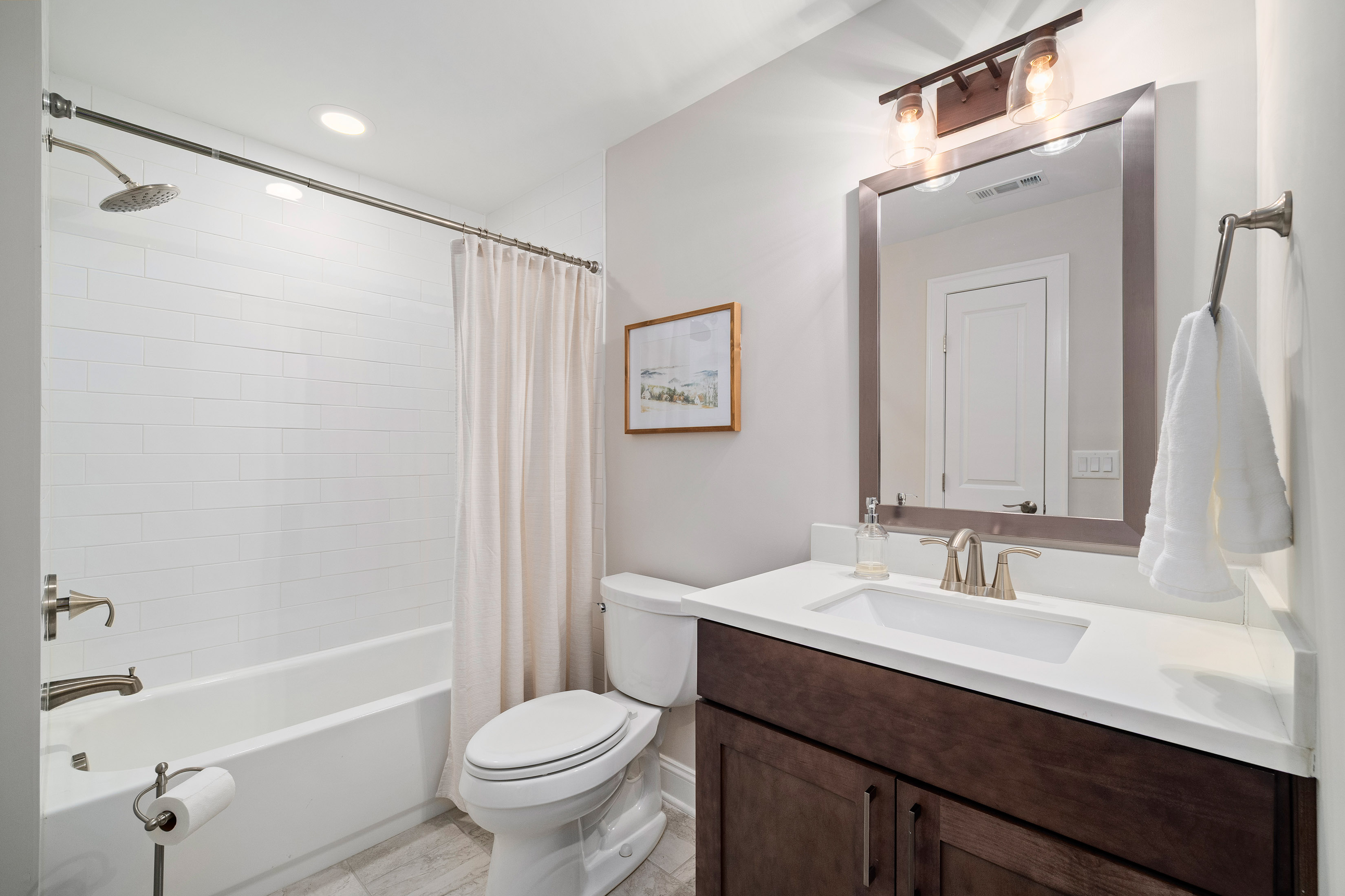  Designer Townhome in One of Alpharetta