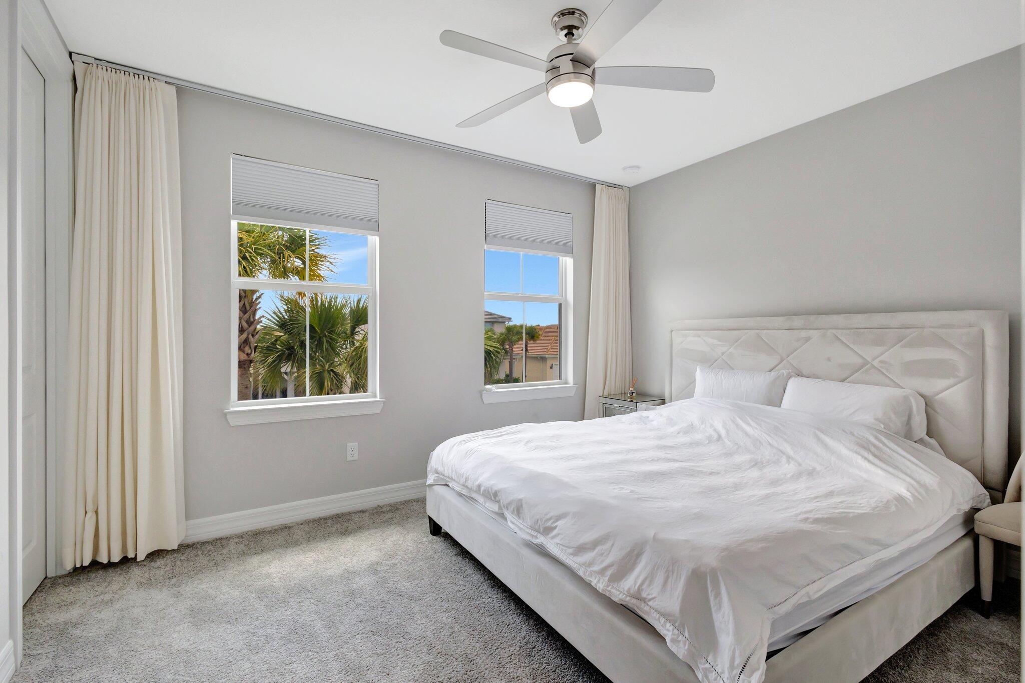 Lake Worth, Florida, 33467, United States, 5 Bedrooms Bedrooms, ,3 BathroomsBathrooms,Residential,For Sale,1838000