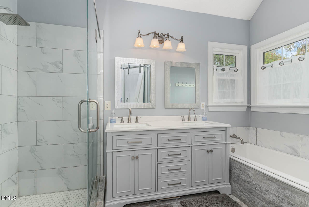 Cary, North Carolina, 27513, United States, 4 Bedrooms Bedrooms, ,3 BathroomsBathrooms,Residential,For Sale,1991619