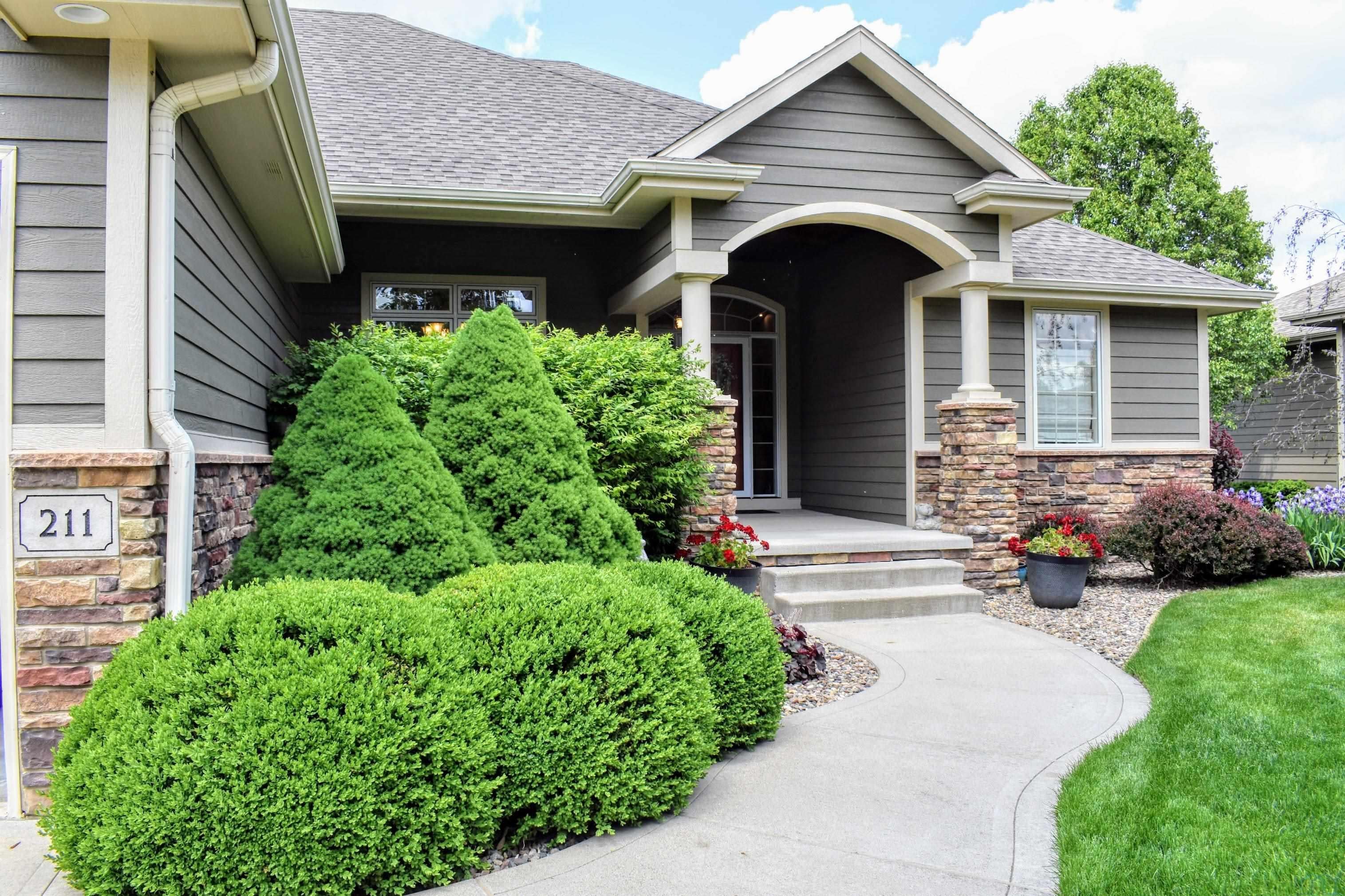 Dakota Dunes, South Dakota, 57049, United States, 4 Bedrooms Bedrooms, ,3 BathroomsBathrooms,Residential,For Sale,2048659